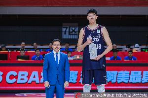 媒体人：徐昕新赛季若回归CBA 他需要至少再为广州效力一个赛季
