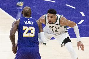 全是争冠队！76人NBA杯同组对手：尼克斯、热火、步行者、骑士